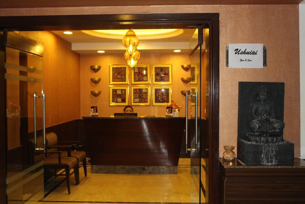 The Golden Plaza Hotel Panchkula Esterno foto