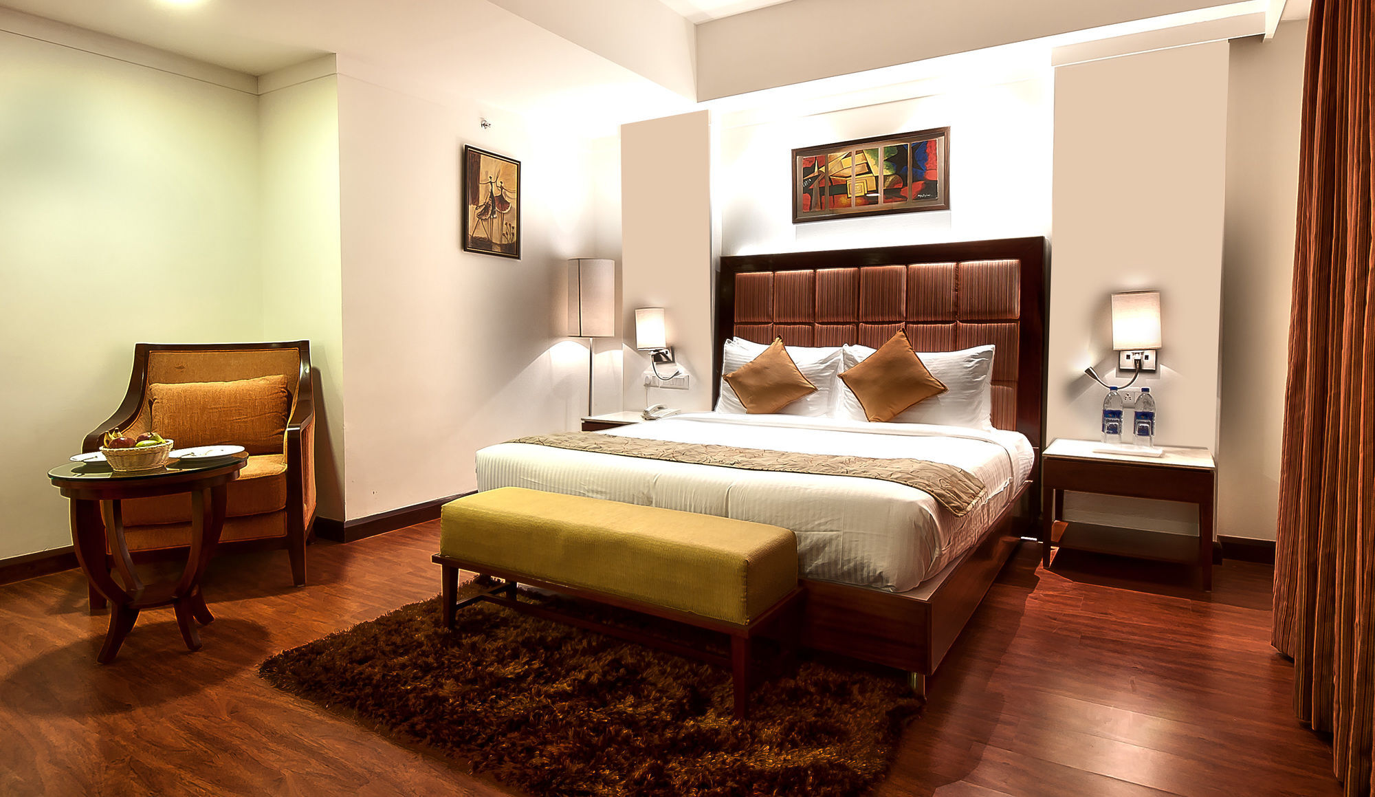 The Golden Plaza Hotel Panchkula Esterno foto